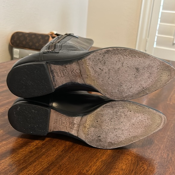 KORS MICHAEL KORS ZIP UP BOOTS. - Picture 5 of 13